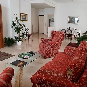 Interno13bari , Bari Włochy